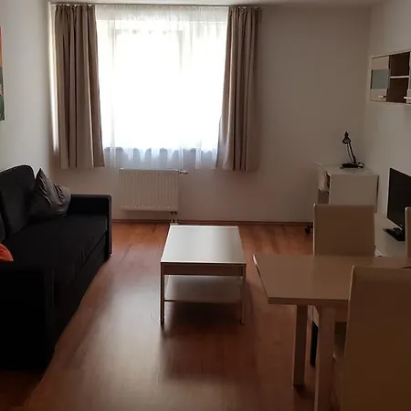 Apartment Topaz Haz *