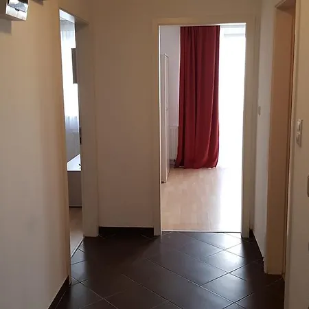 Apartment Topaz Haz